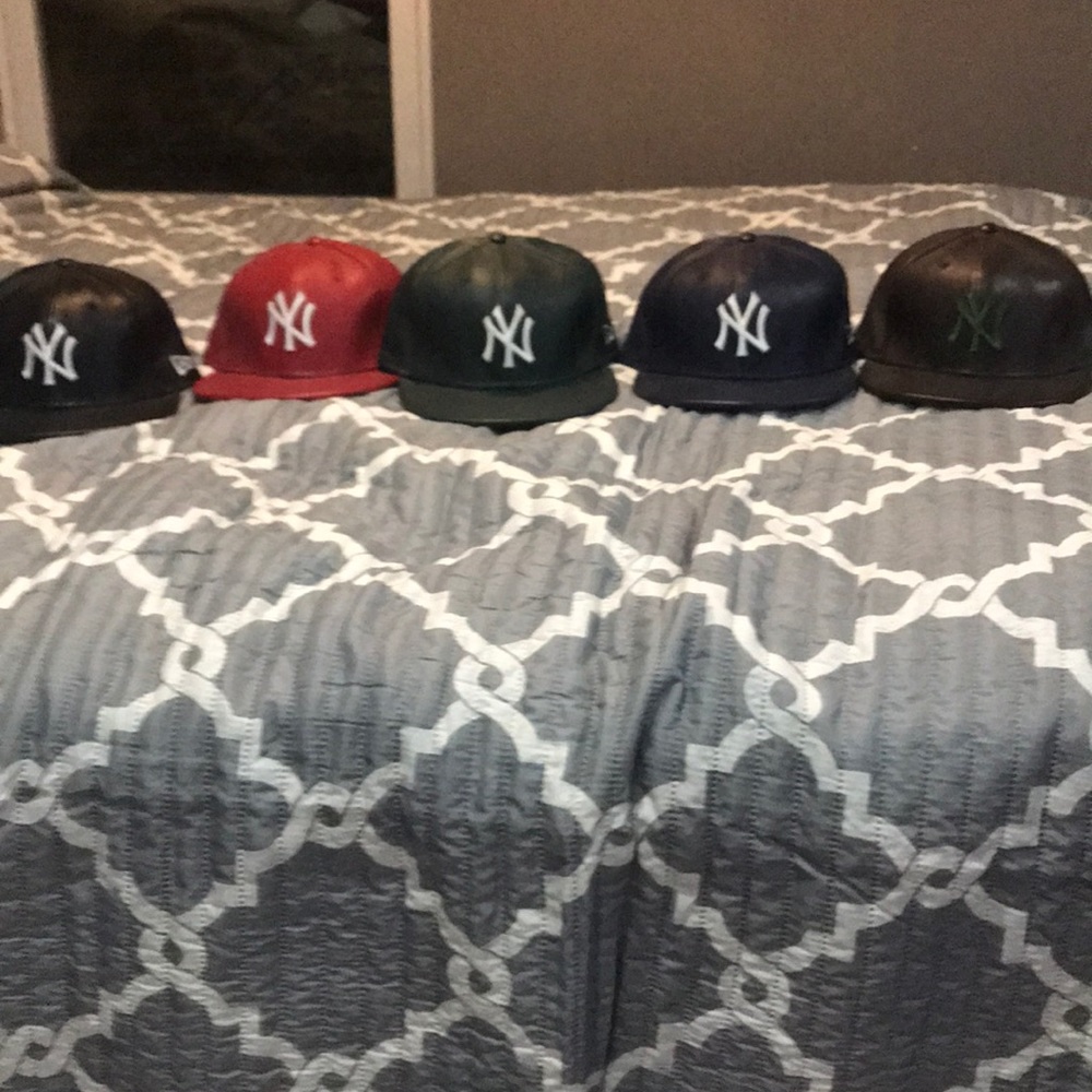 Lot Leather NY Yankee Lot Bl/R/G 7 3/4 B/Br 7 5/8